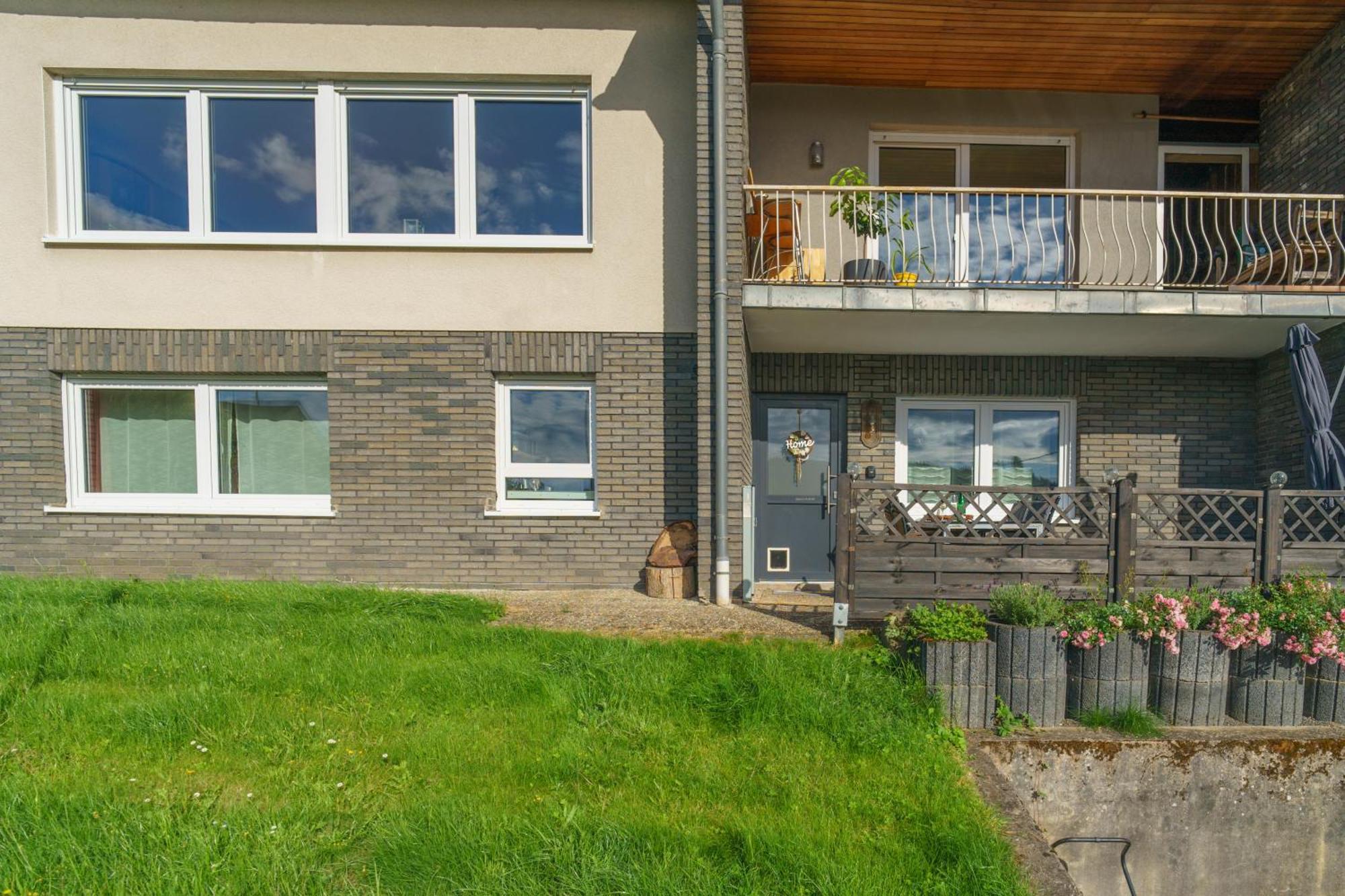 Ferienwohnung Auf Sarret Bullay Kültér fotó